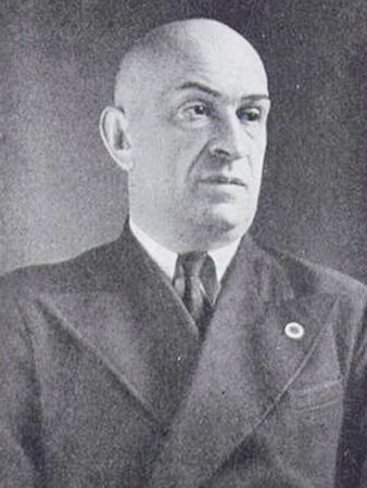 Зубарев Николай Михайлович - заслуженный мастер спорта СССР по шахматам.