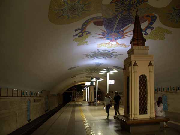 Метро в Казани станция Кремлёвская