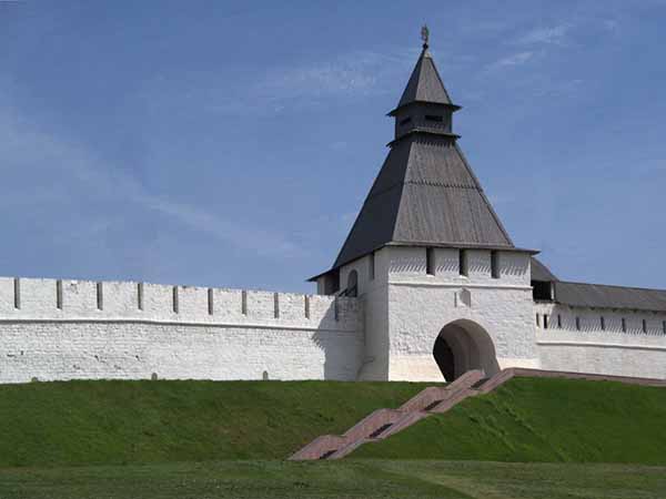 Башня Казанского кремля Преображенская