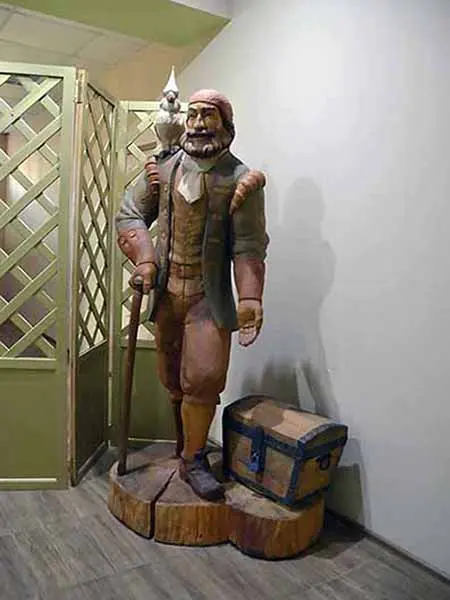 Музей Богородской игрушки. Пират