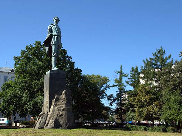 Монумент в Нижнем Новгороде