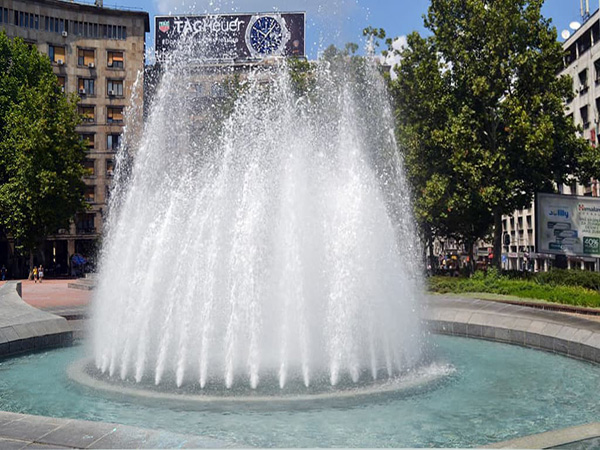 Белград, Фонтан на площади Николая Пашича