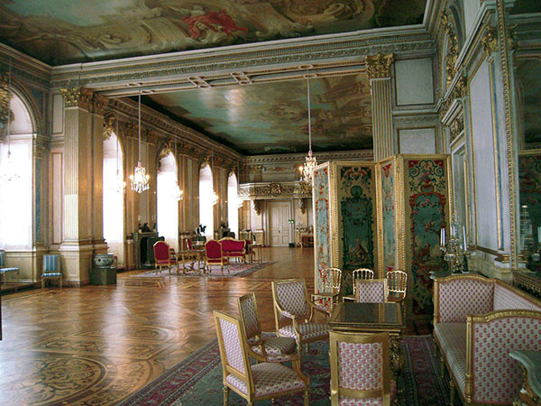 Комната Белое море в Королевском дворце в Стокгольме