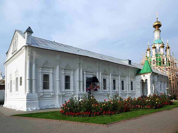 Свято-Введенский Толгский женский монастырь