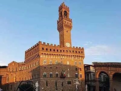 Флоренция, двоец Веккьо с башней Арнольфо