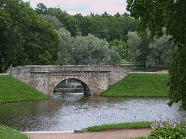 Карпин мост в Гатчинском парке